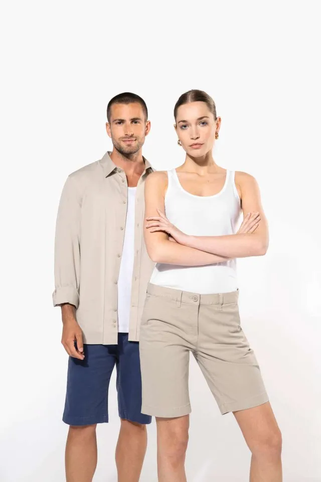 Kariban női chino bermuda Short nadrág (K751), modellen