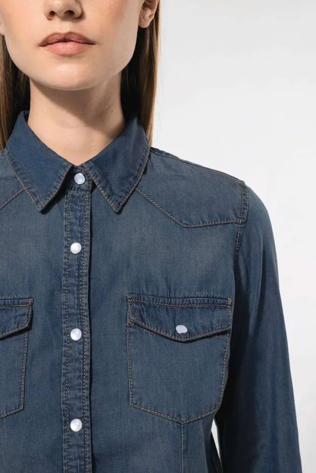 Kariban női hosszú ujjú farmer ing (K518), modellen