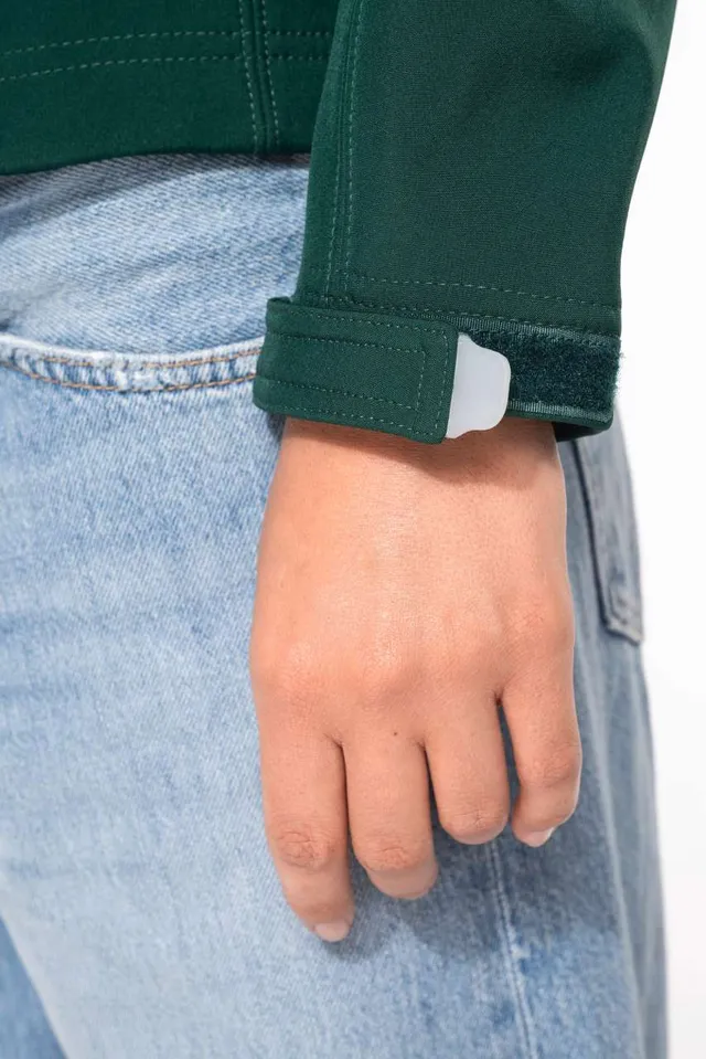 Kariban női kapucnis softshell kabát (K414), modellen