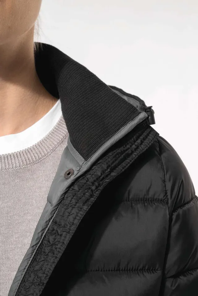 Kariban női könnyű kapucnis parka (K6129), modellen