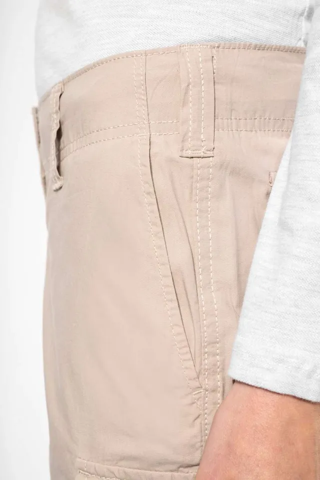 Kariban női könnyű Sokzsebes bermuda Short nadrág (K756), modellen