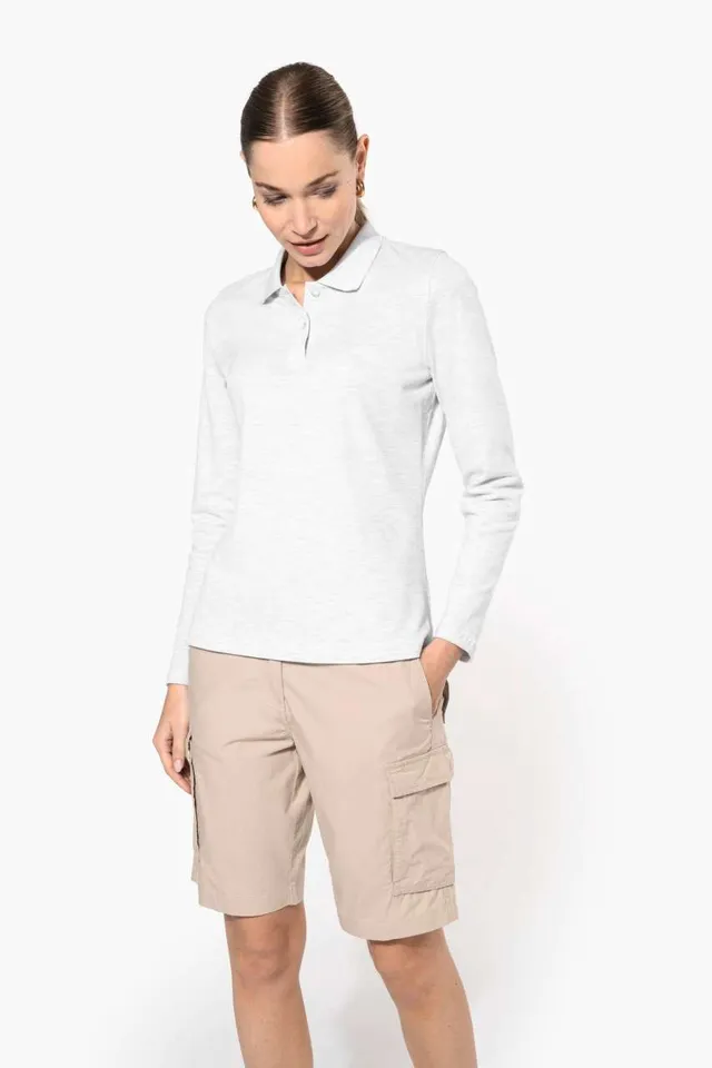 Kariban női könnyű sokzsebes bermuda Short nadrág (K756), modellen