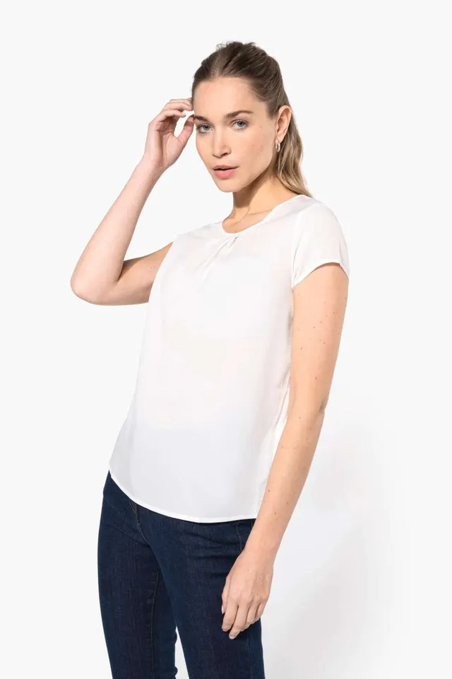 Kariban női rövid ujjú Krepp blúz (K5002), modellen