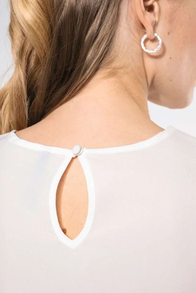 Kariban női rövid ujjú Krepp blúz (K5002), modellen