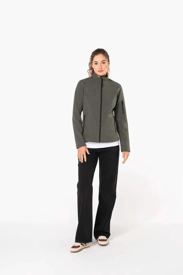 Kariban női softshell kabát (K400), modellen