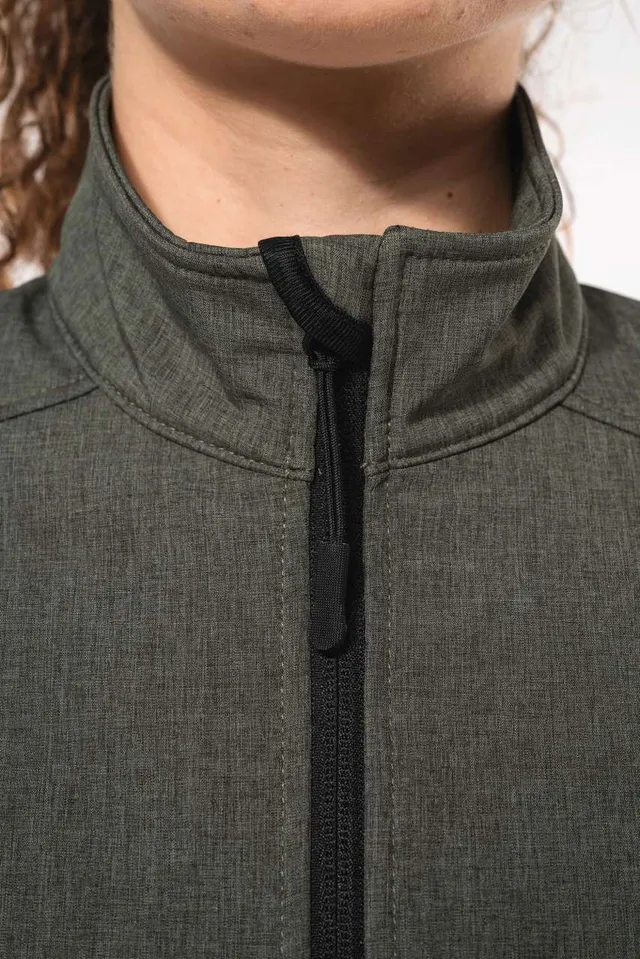 Kariban női softshell kabát (K400), modellen