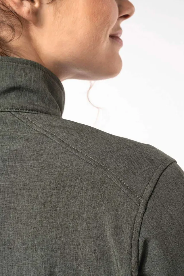 Kariban női softshell kabát (K400), modellen