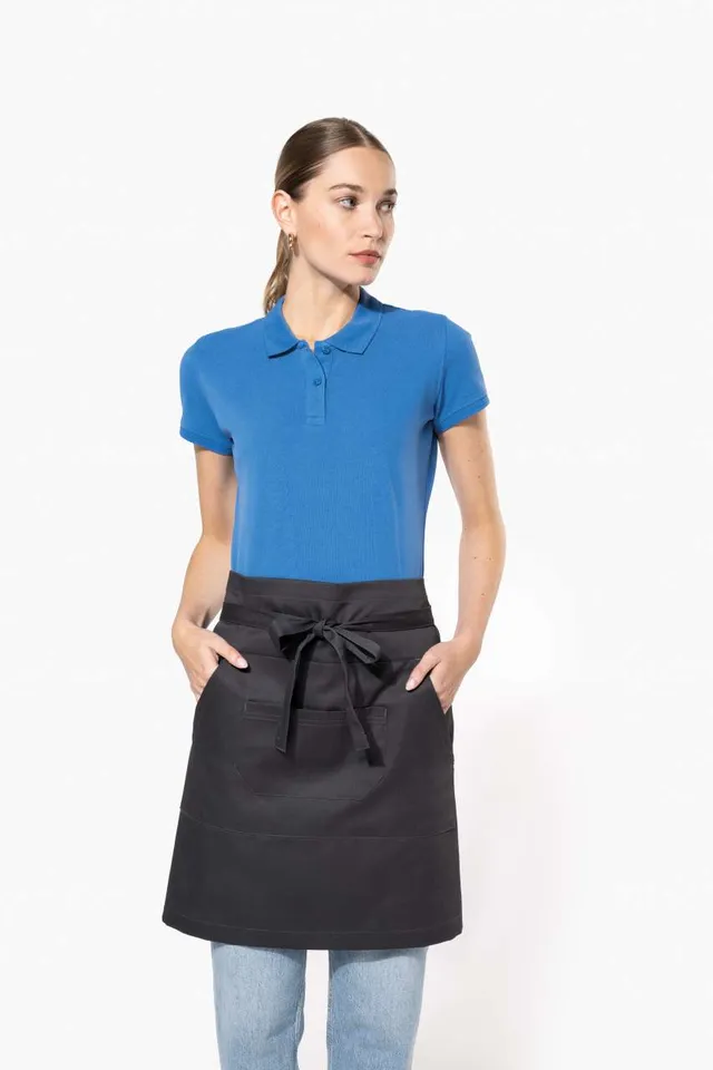 Kariban Polycotton középhosszú kötény (K899), modellen