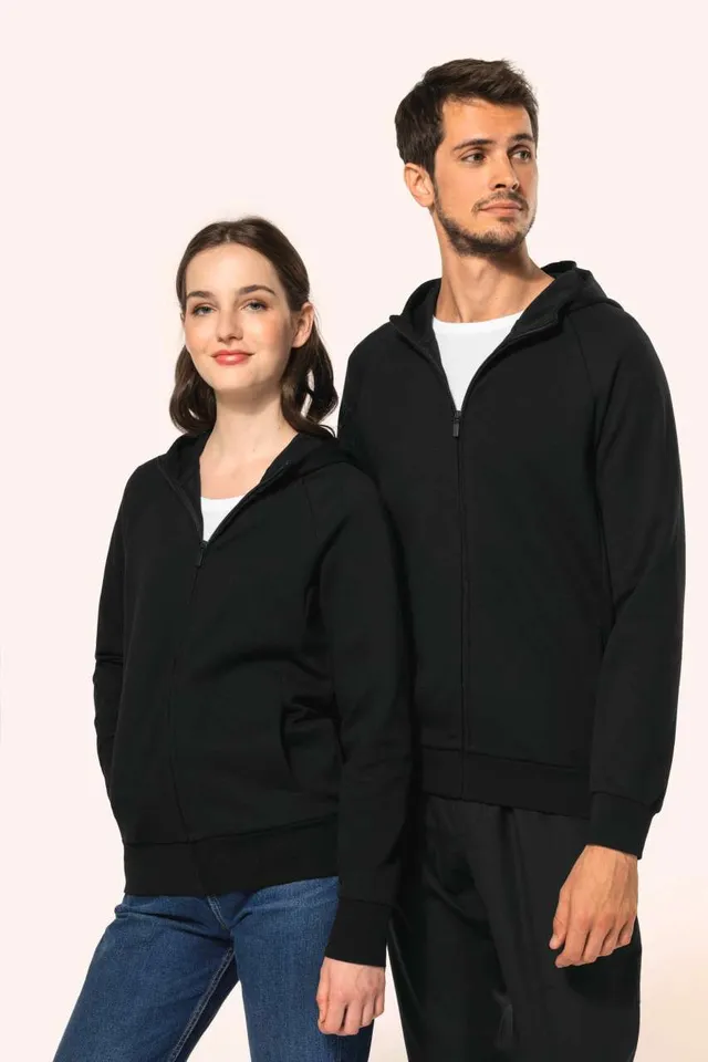 Kariban Premium férfi kapucnis pulóver (PK400), modellen