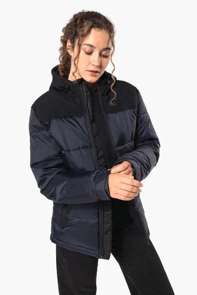 Kariban uniszex két színű bélelt kapucnis kabát (K6163), modellen