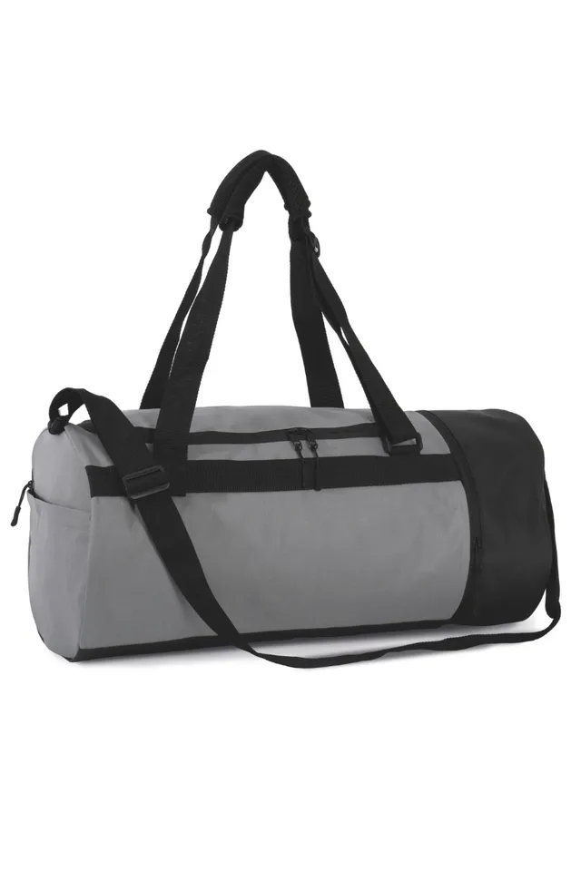 Kimood Hengeres sporttáska cpőrekesszel (KI0630), modellen