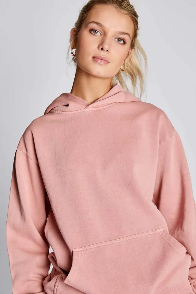 Lane Seven Garment Dyed kapucnis pulóver (LS16001GD), modellen