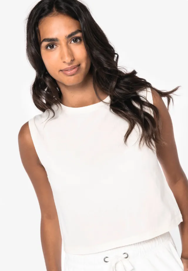 Native Spirit női ujjatlan crop Top póló (NS342), modellen