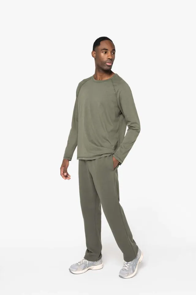 Native Spirit uniszex bő fazonú Jogging nadrág (NS723), modellen