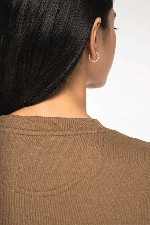 Native Spirit uniszex Oversized környakas pulóver (NS407), modellen