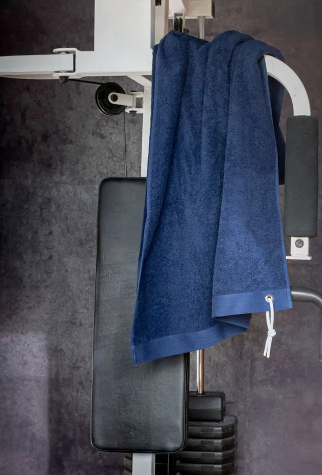 Olima sporttörölköző (OL500), modellen
