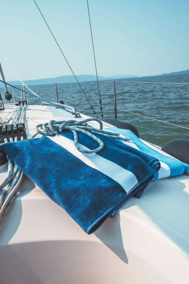 Olima velúr Strand törölköző (OLV4000), modellen