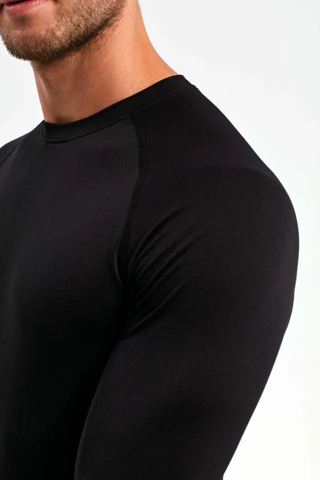 Onna 'unstoppable' Men’s Fresh Underscrub Baselayer férfi (NN270), modellen