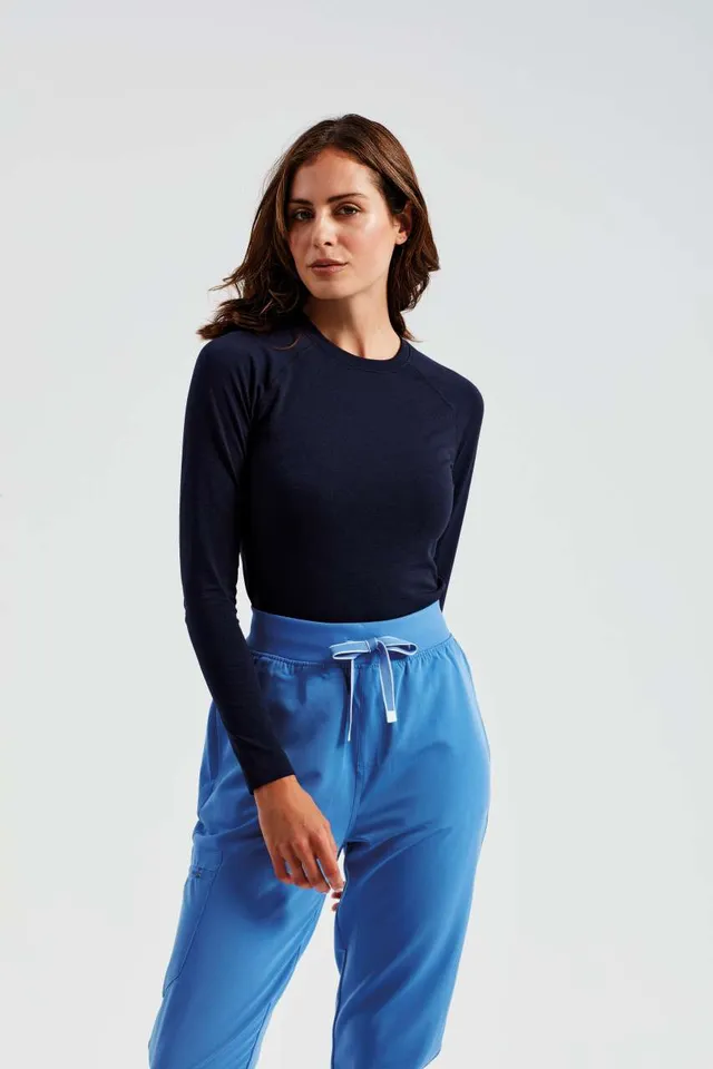 Onna Unstoppable' Women’s Fresh Underscrub Baselayer női (NN370), modellen