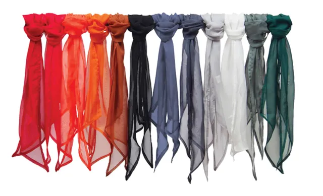 Premier 'colours Collection' egyszínű Sifon női sál (PR740), modellen