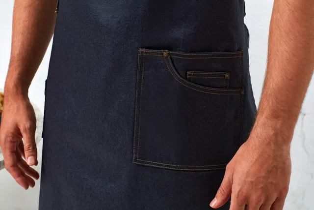 Premier 'district' Viaszolt hatású farmer kötény (PR134), modellen