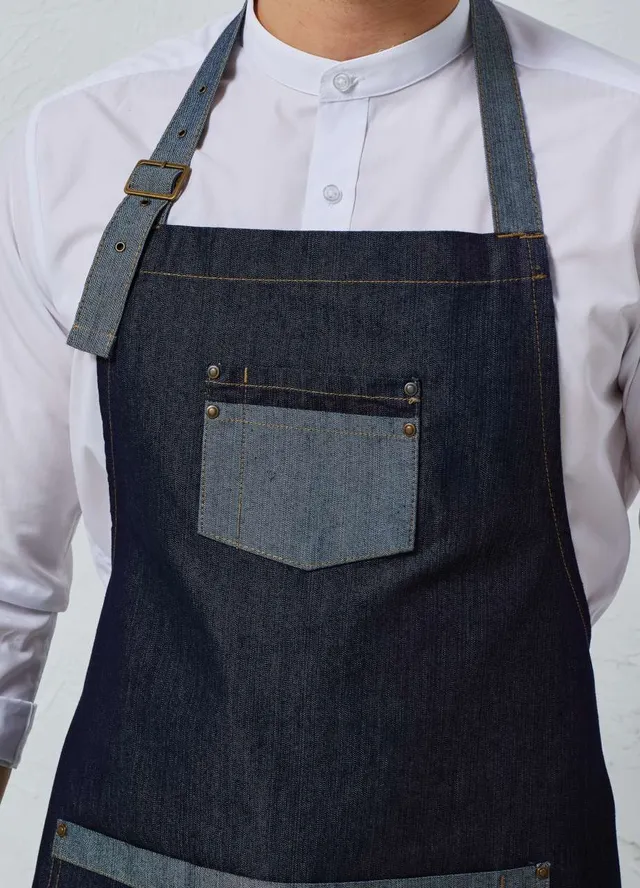 Premier 'domain' kontrasztos farmer kötény (PR127), modellen
