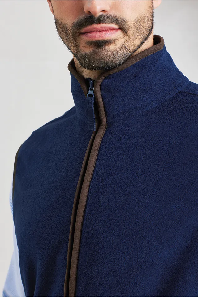 Premier férfi 'artisan' polár mellény (PR803), modellen