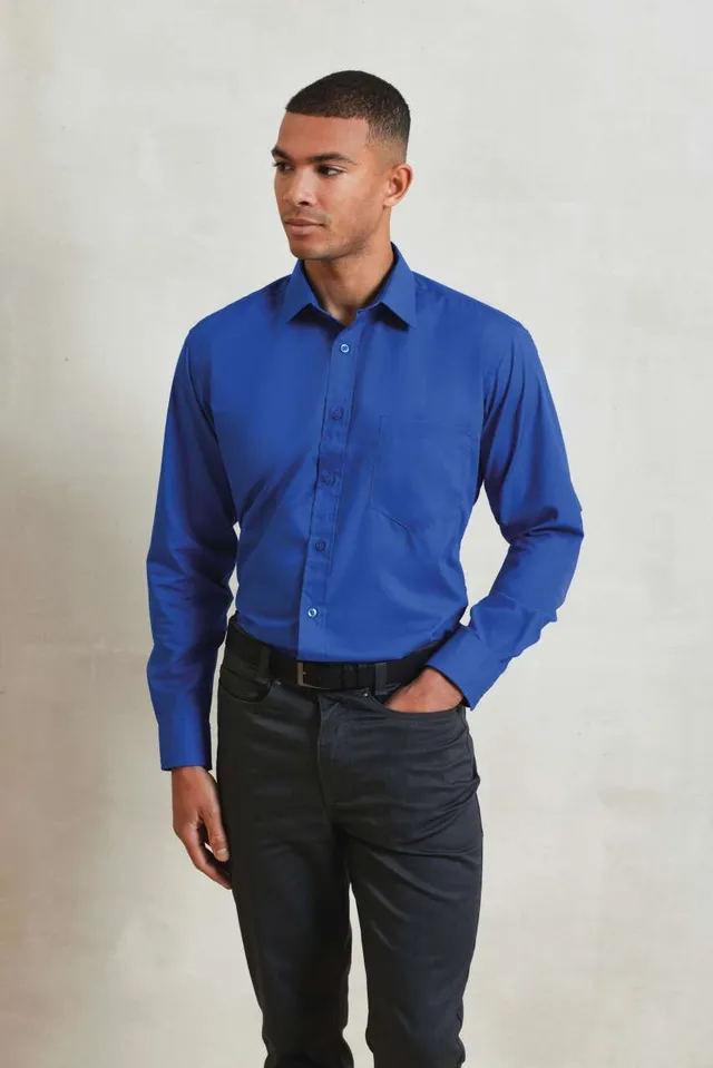 Premier férfi hosszú ujjú poplin ing (PR200), modellen