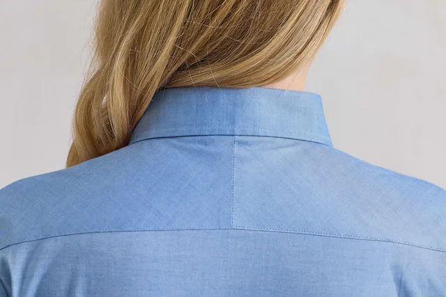Premier 'supreme' női hosszú ujjú oxford ing (PR384), modellen