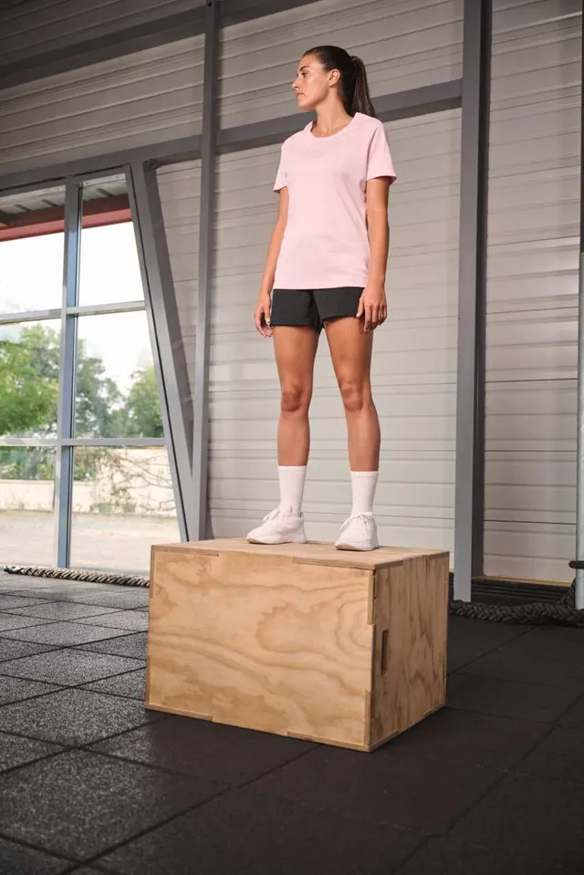 Proact női rövid ujjú sport póló (PA439), modellen