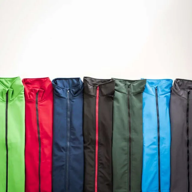 Regatta Ablaze nyomtatható férfi softshell (TRA628), modellen