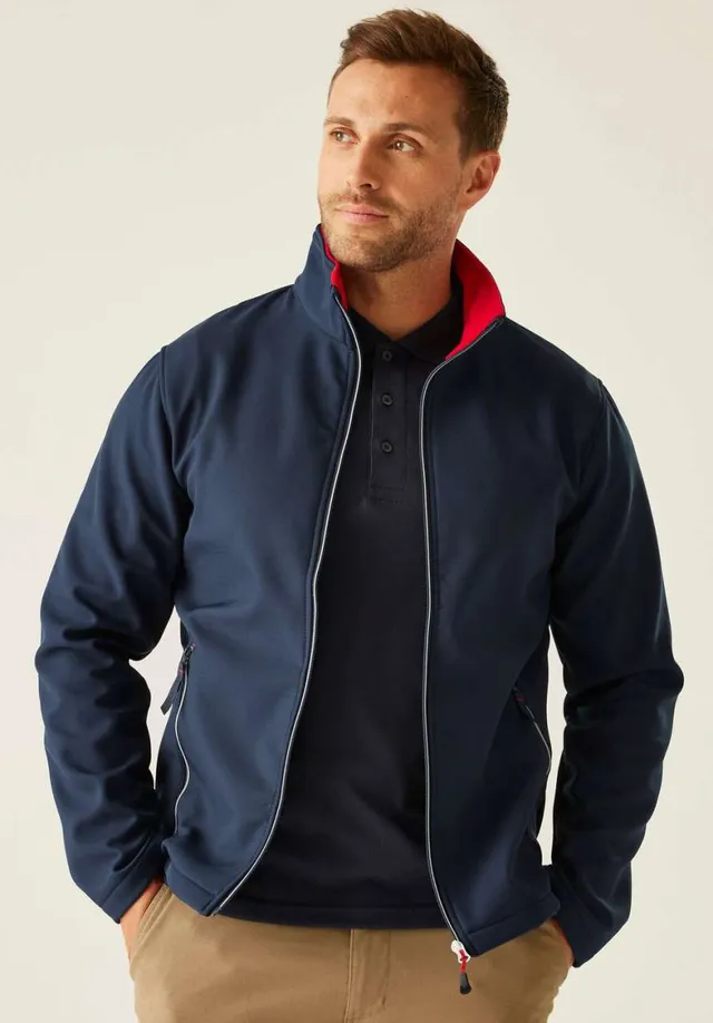 Regatta Ascender 2 Layer férfi softshell dzseki (TRA762), modellen