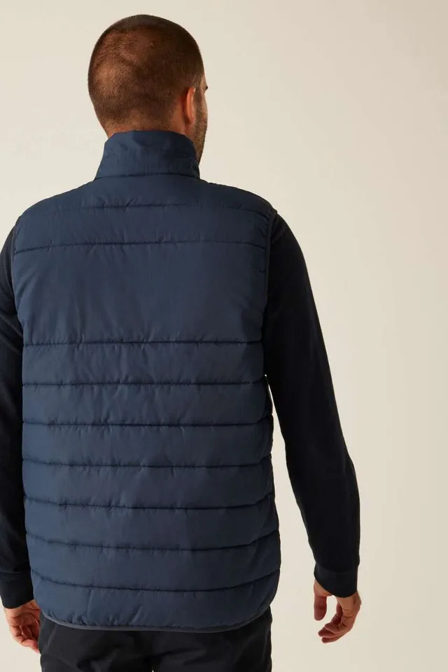 Regatta Essential Thermal férfi mellény (TRA935), modellen