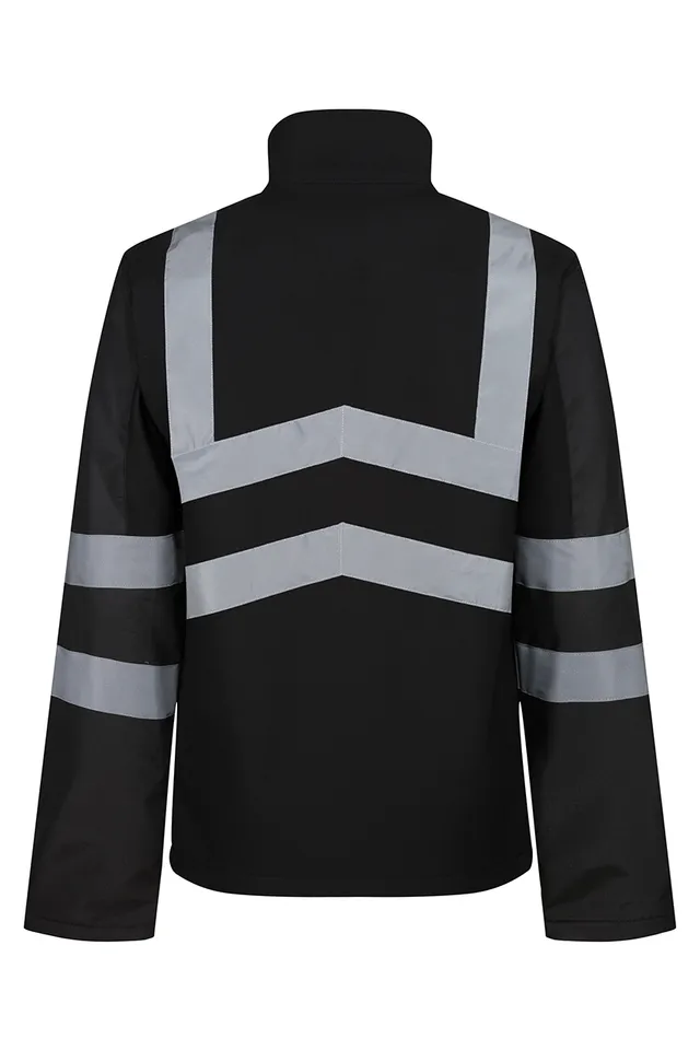 Regatta Pro Ballistic férfi softshell (TRA724), modellen