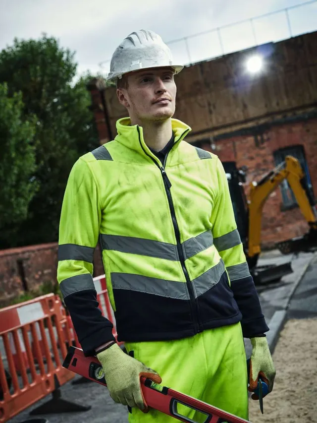 Regatta Pro HI Vis 250 Fleece férfi (TRF655), modellen