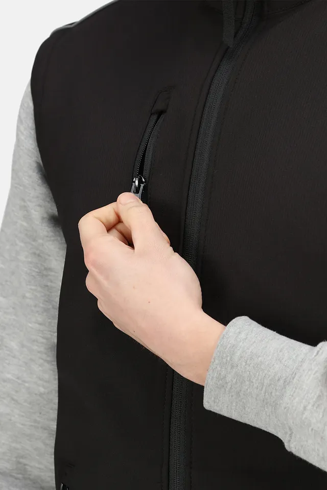 Regatta Sandstorm férfi softshell ripstop mellény (TRA813), modellen
