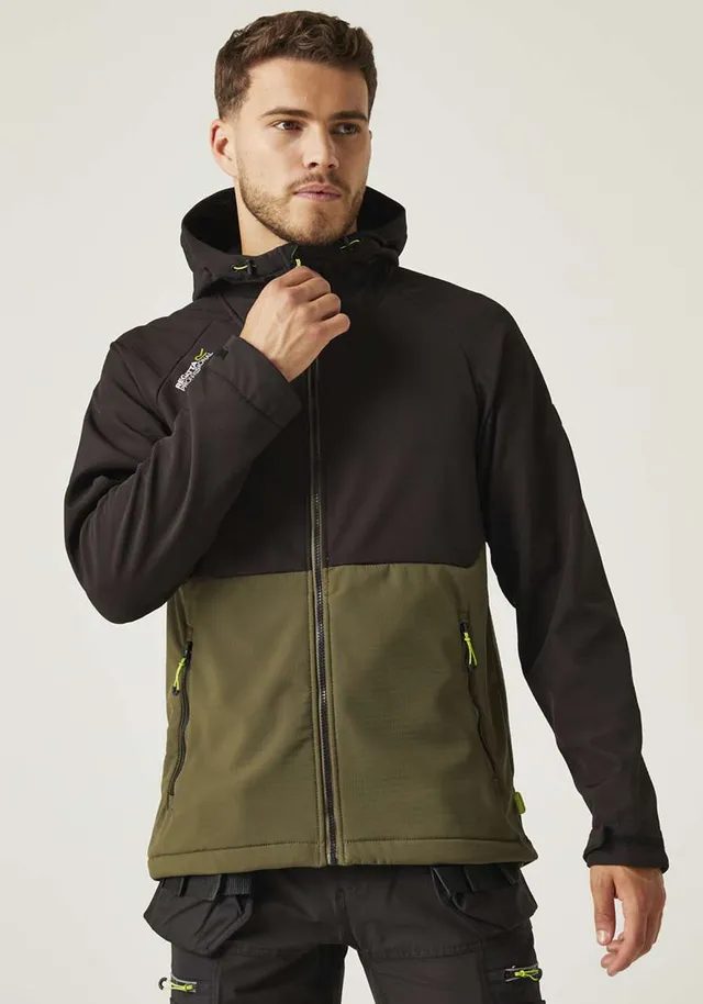 Regatta Tactical Surrender férfi softshell (TRA707), modellen