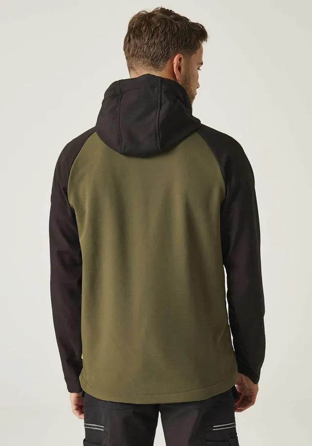Regatta Tactical Surrender férfi softshell (TRA707), modellen