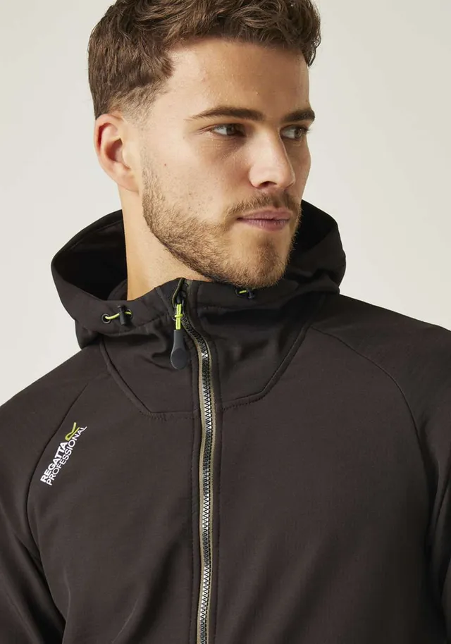 Regatta Tactical Surrender férfi softshell (TRA707), modellen