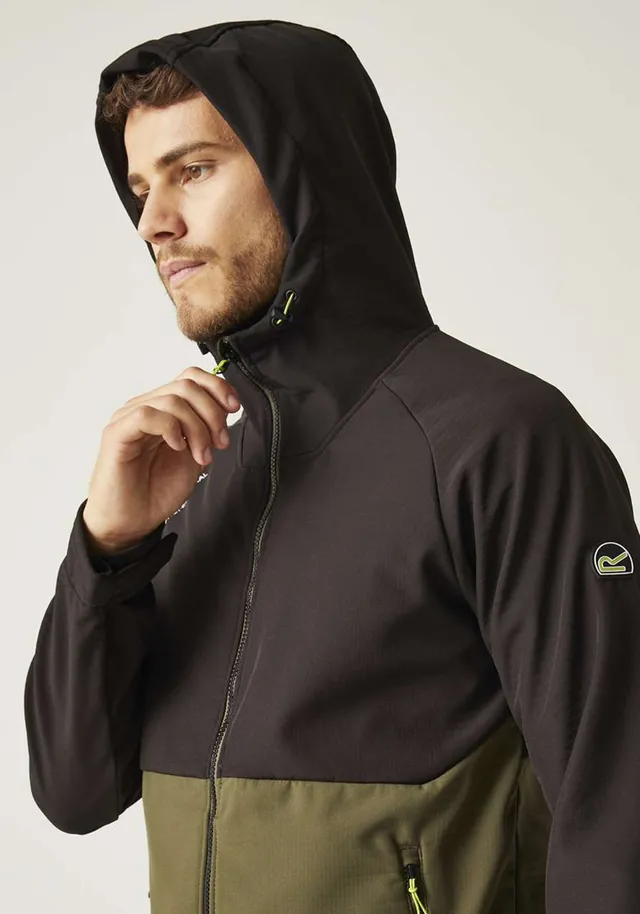 Regatta Tactical Surrender férfi softshell (TRA707), modellen