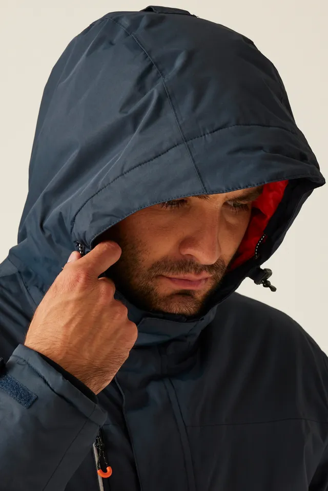 Regatta Thermogen vízhatlan fűthető kabát (TRA210), modellen