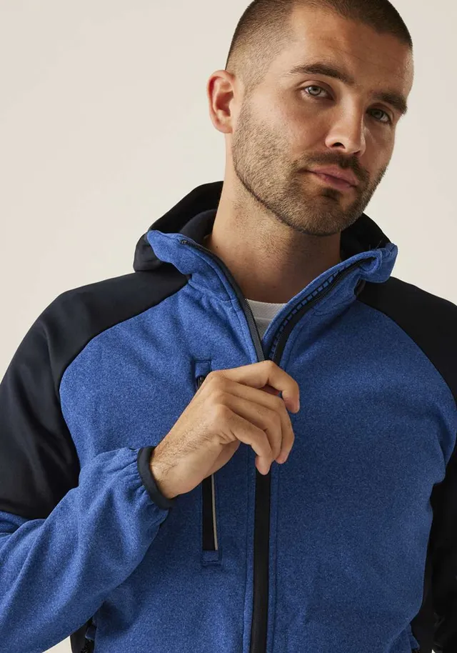 Regatta X-Pro férfi Coldspring II Hybrid Performance stretch Hooded fleece Jacket (TRF620), modellen