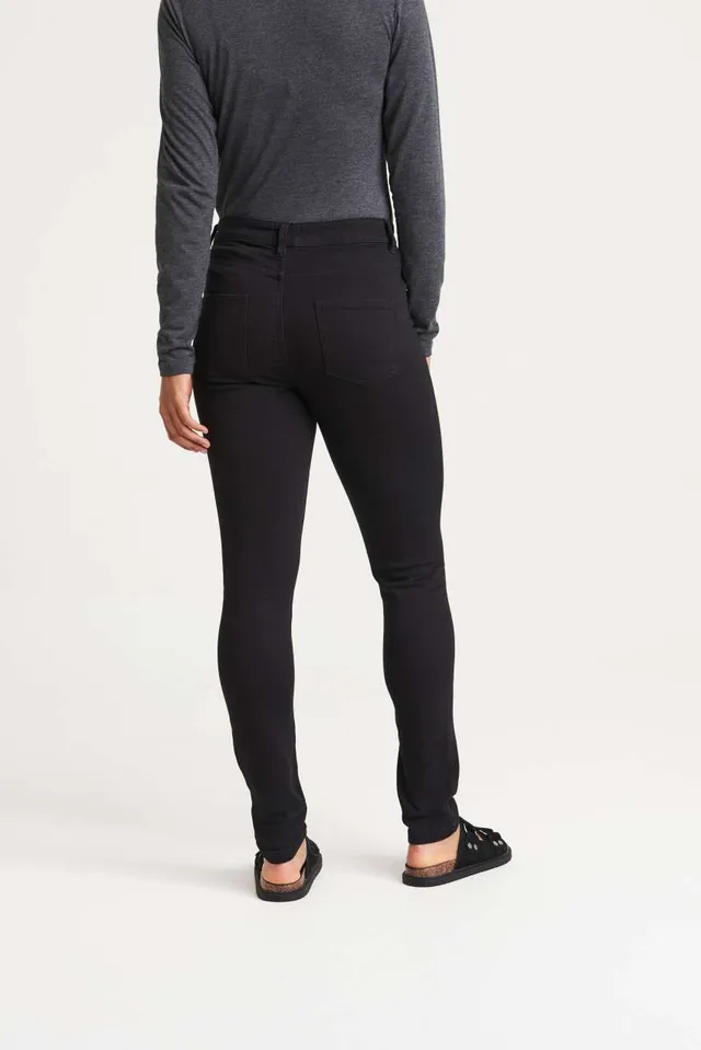 So Denim Lara Skinny női farmernadrág (SD014), modellen