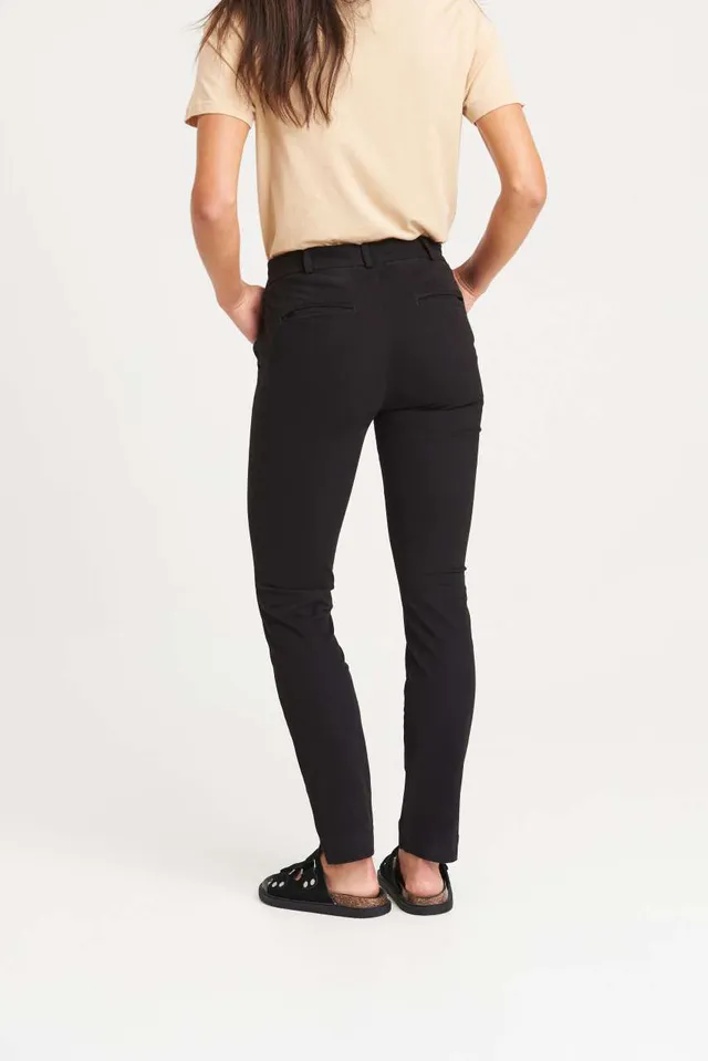So Denim Lily Skinny chino női nadrág (SD025), modellen