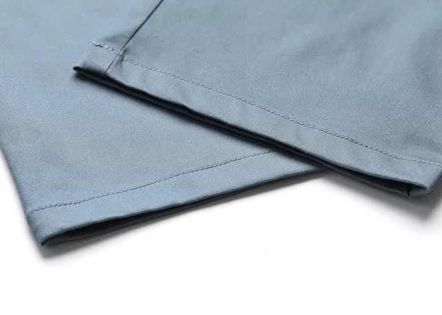 SOL'S Jared - stretch férfi szaténnadrág (02917), modellen